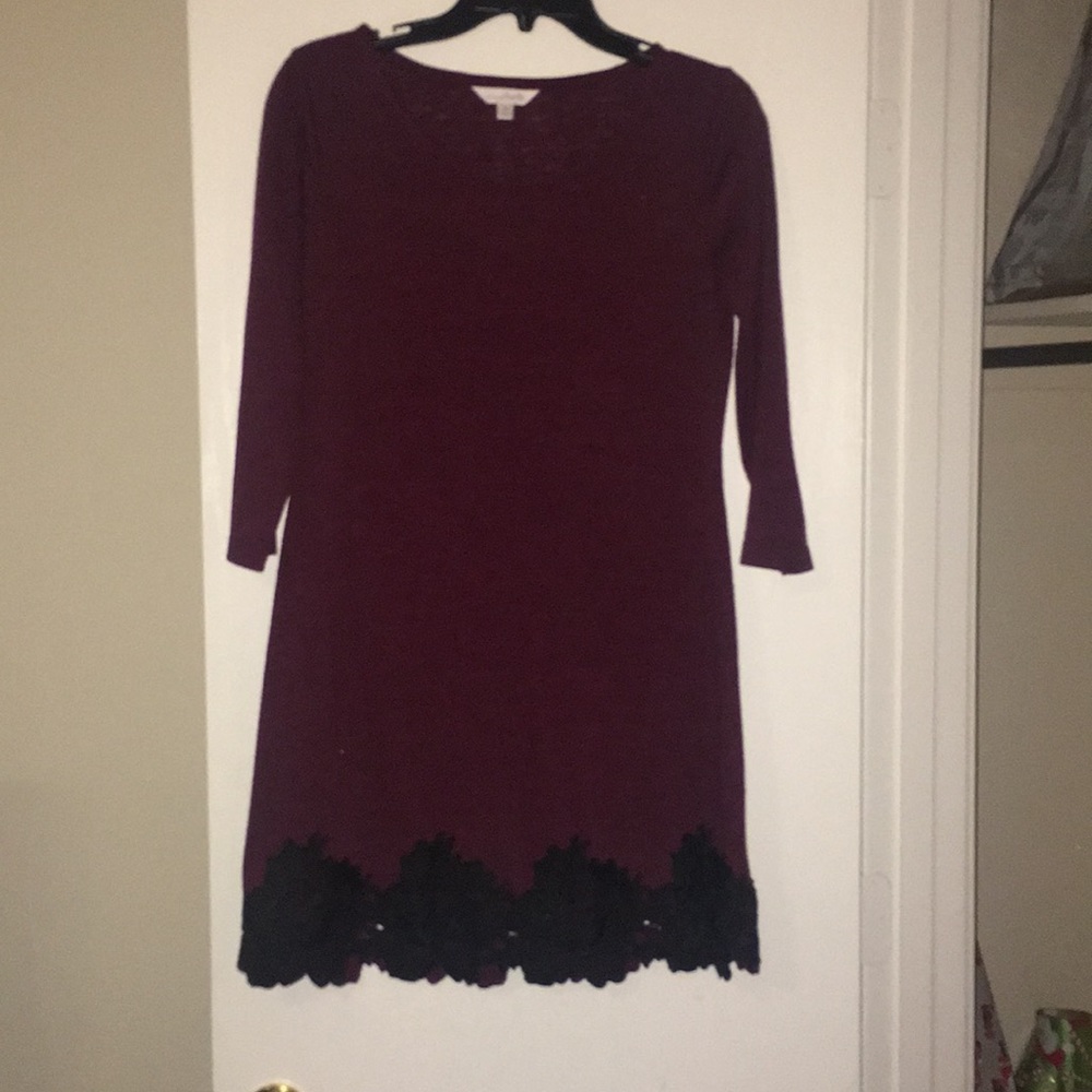 Maroon shift dress